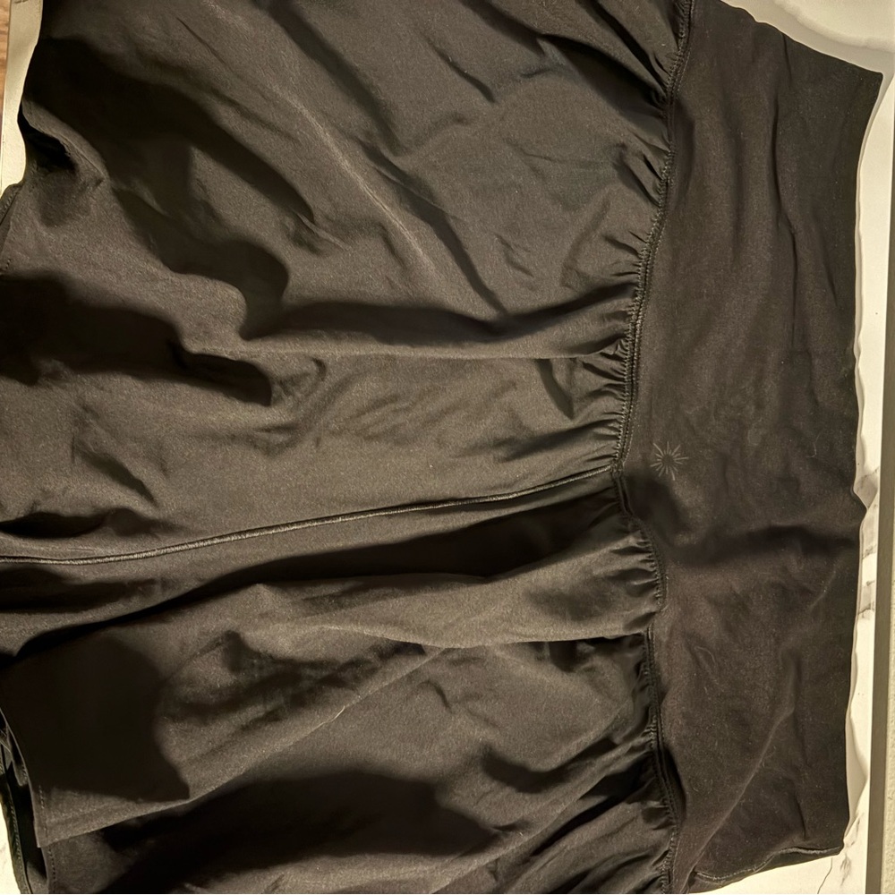EUC XL Offline by Aerie Crossover flowy short. 2/2 - Picture 3 of 4